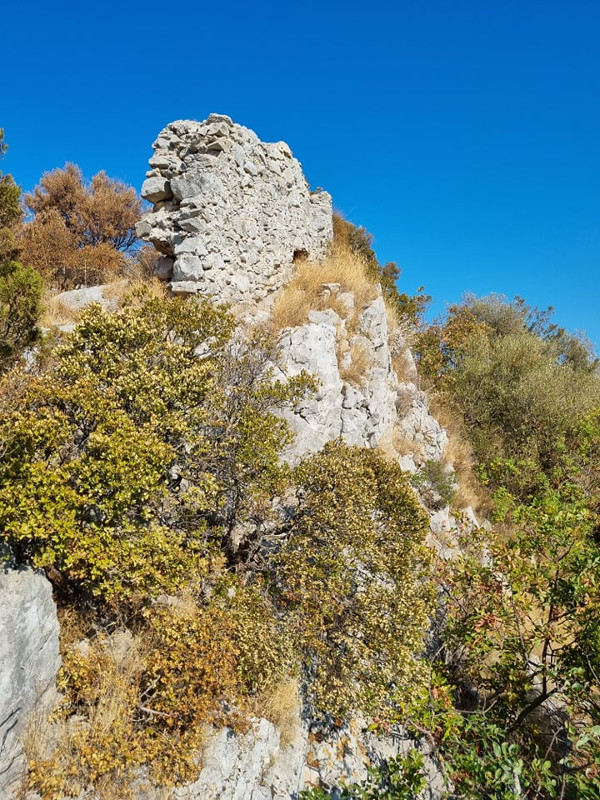 Slika 6. - Dio sjevernog zida (Foto: Tomislav Beronić)