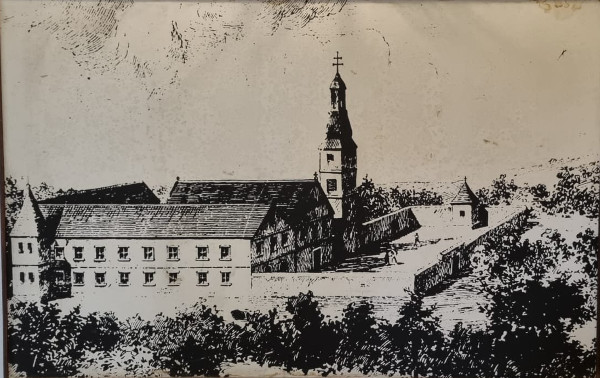 Izgled samostana i crkve prije potresa i požara (Izvor: Milan Kruhek "Graditeljska baština karlovačkog Pokuplja", 1993.)