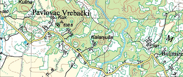 Divovska kamena građevina smještena je na području sela Pavlovac Vrebački: u blizini lijeve obale rječice Jadove, zapadno od brijega Kalanjuša (čiji toponim je na zemljovidu upisan na pogrešnom mjestu) i sjeverno od zaselka Maljkovići (Izvor: Geoportal (geoportal.dgu.hr))