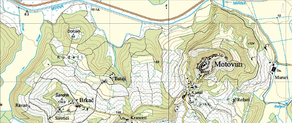 Selo Brkač (San Pancrazio di Montona) nalazi se oko kilometar zapadno od gradića Motovuna i isto toliko južno od rijeke Mirne (Izvor: Geoportal (geoportal.dgu.hr))