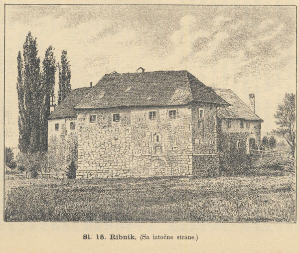 Prije 150 godina ulazna vrata Ribnika u razini tla bila su zazidana, a iznad njih je grb knezova Krčkih. (Izvor: Radoslav Lopašić "Oko Kupe i Korane - mjestopisne i poviestne crtice", 1895.)