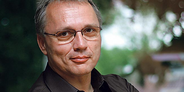 Neven Budak: ”Današnji Hrvati nisu potomci samo onih koji su se u Trpimirovo doba nazivali Hrvatima, nego i stanovnika koji su tu živjeli prije doseljenja Slavena. Znači, i raznih naroda koje nazivamo Ilirima, ali i ljudi koji su tu živjeli prije Ilira.” (Izvor: Slobodna Bosna - nezavisni informativni portal (slobodna-bosna.ba))