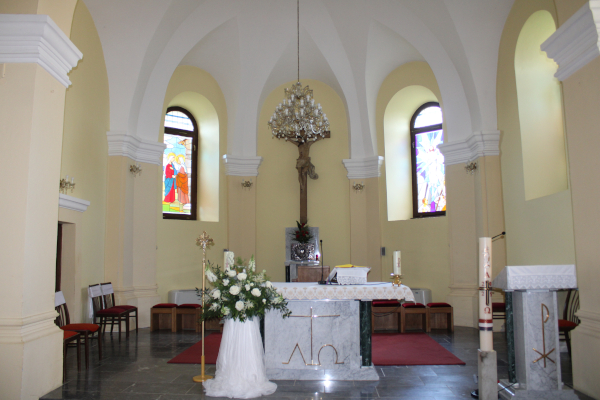Svetište crkve Presveto Trojstvo u Slunju (Foto: Goran Majetić)